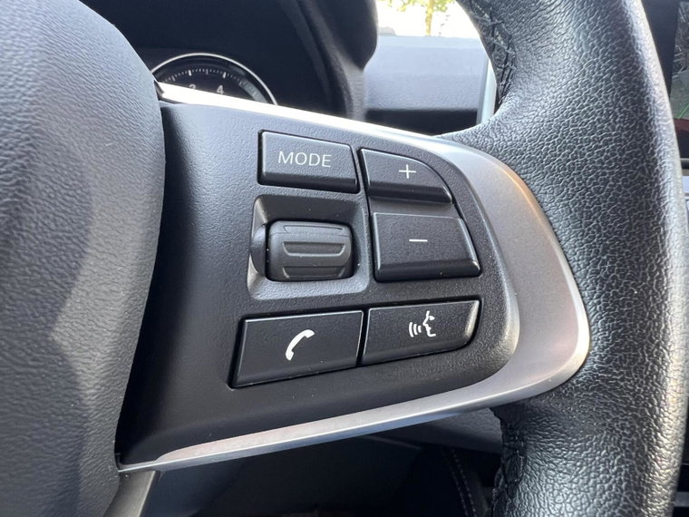Vehicle Image 42