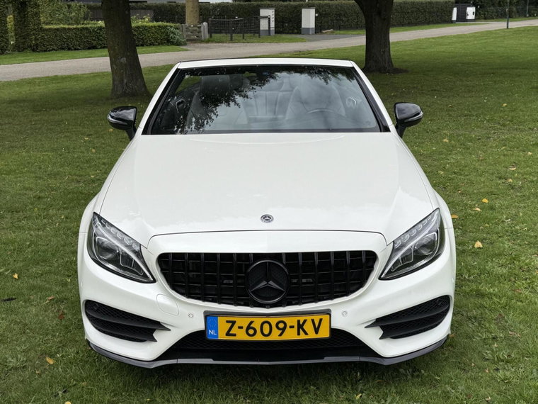 Vehicle Image 38