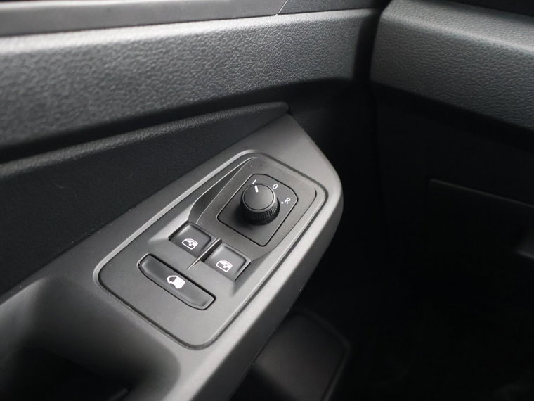 Vehicle Image 52