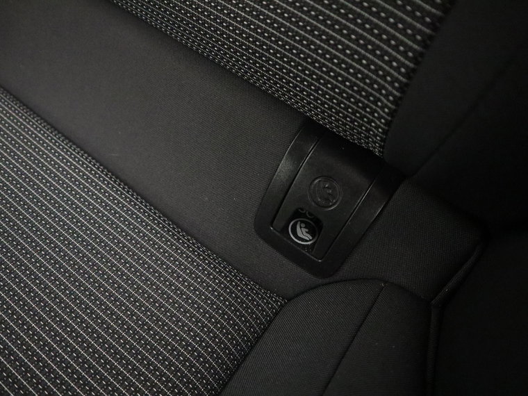 Vehicle Image 41