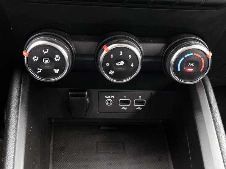 Vehicle Image 27