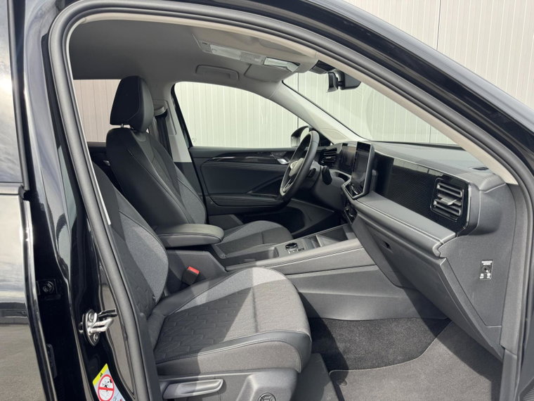 Vehicle Image 39
