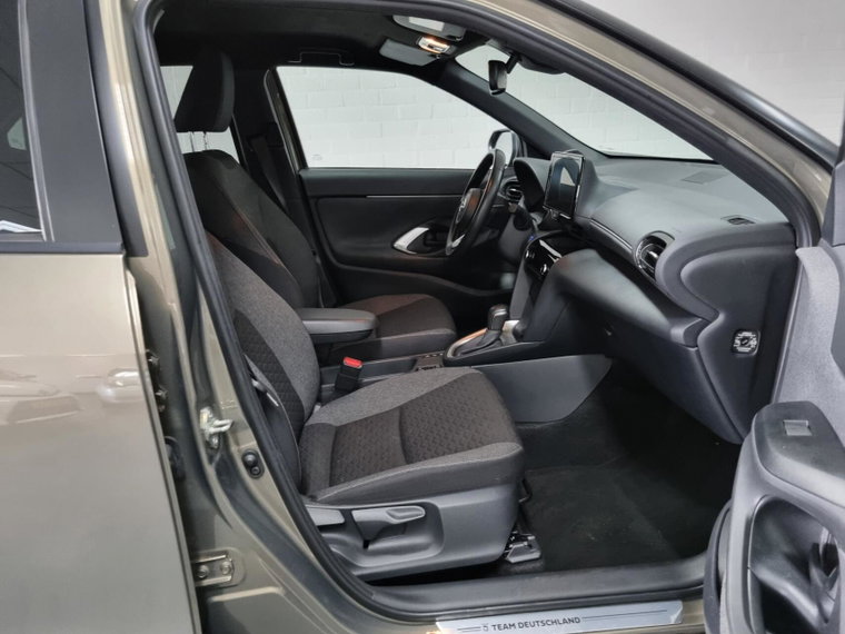 Vehicle Image 20