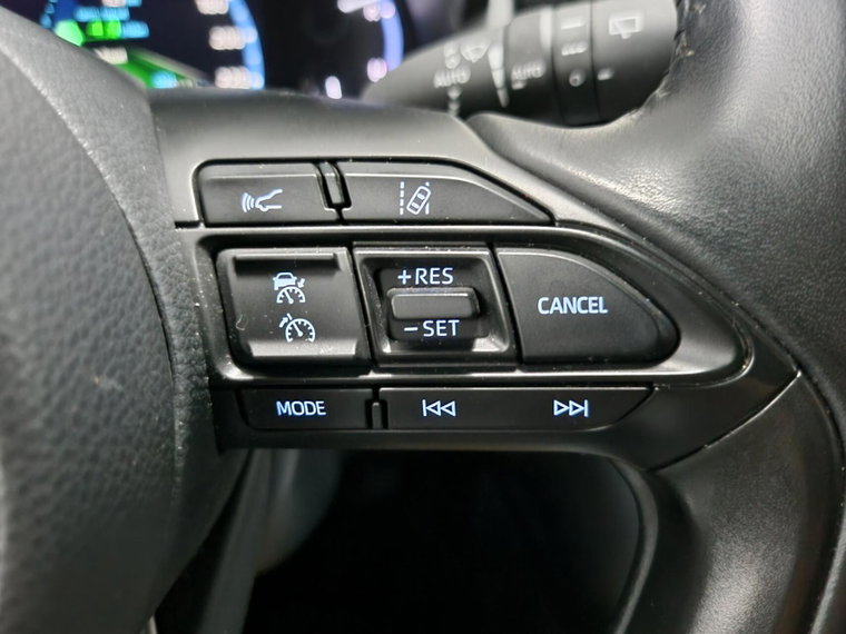 Vehicle Image 32