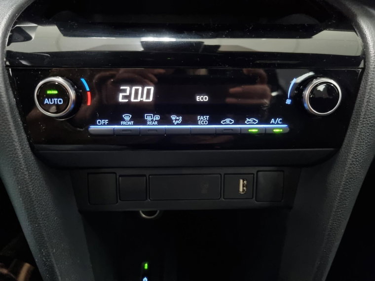 Vehicle Image 38