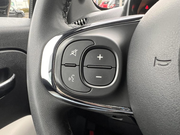 Vehicle Image 38