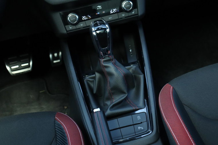 Vehicle Image 23