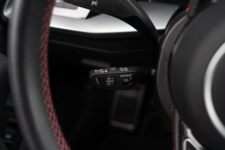 Vehicle Image 40
