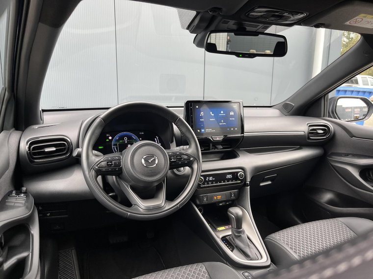 Vehicle Image 14