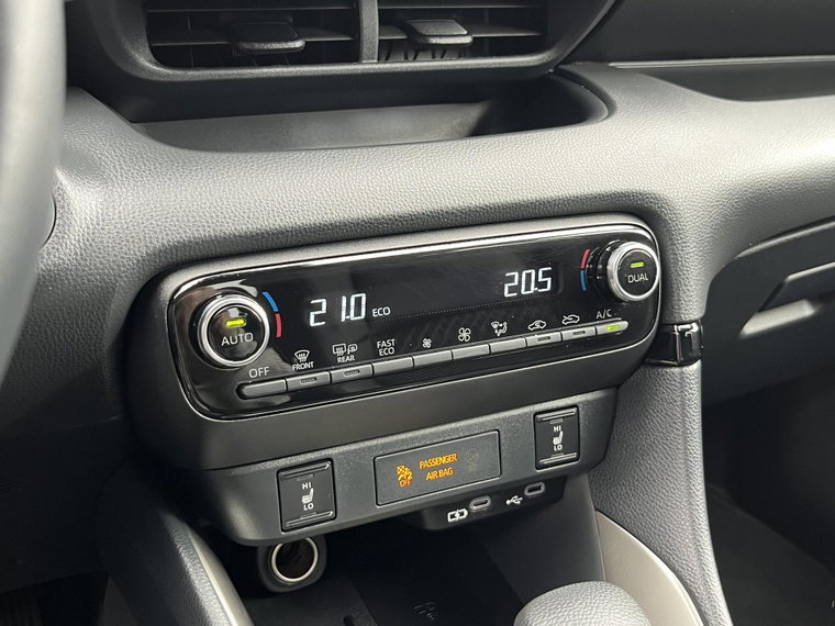 Vehicle Image 22