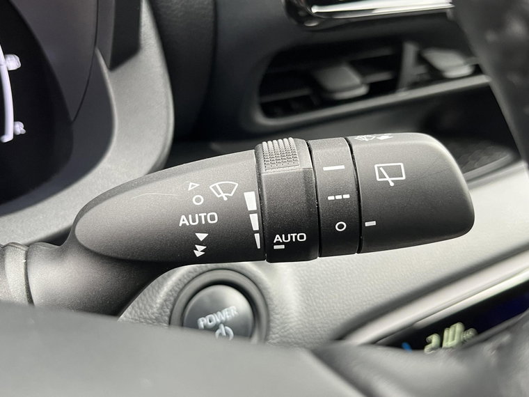 Vehicle Image 27
