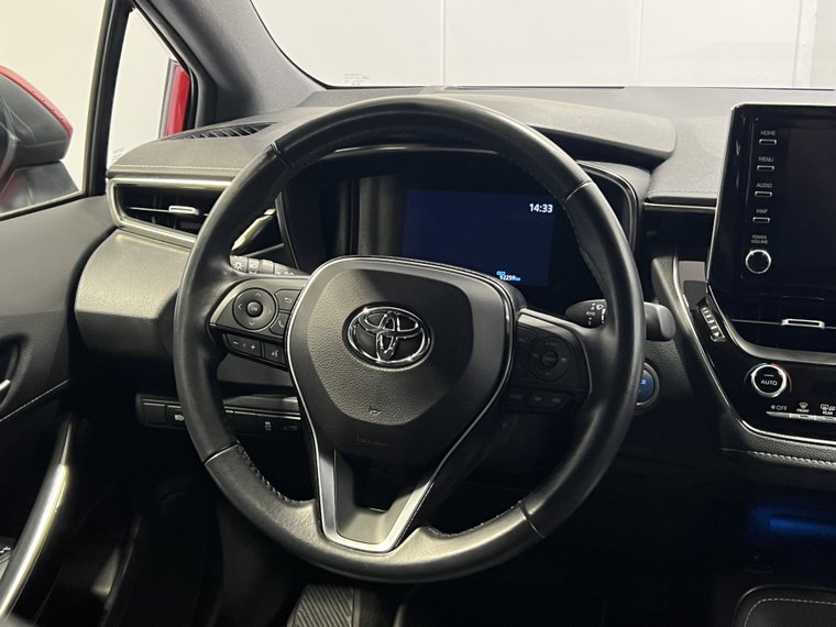 Vehicle Image 16