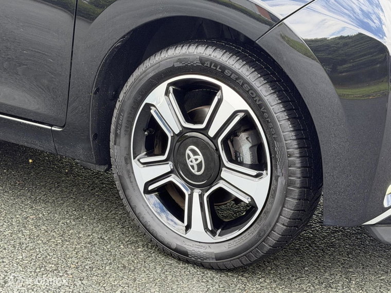 Vehicle Image 20
