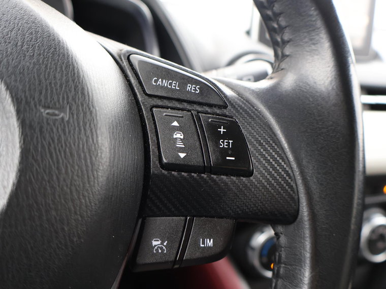 Vehicle Image 24
