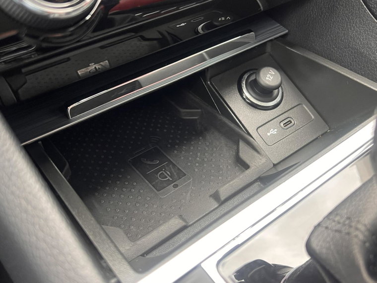Vehicle Image 33