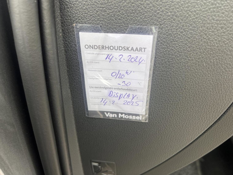 Vehicle Image 45