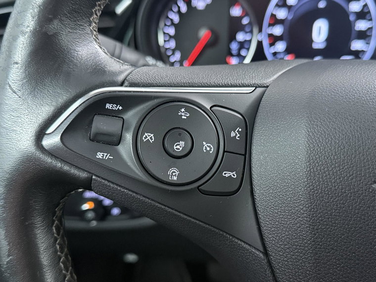 Vehicle Image 24