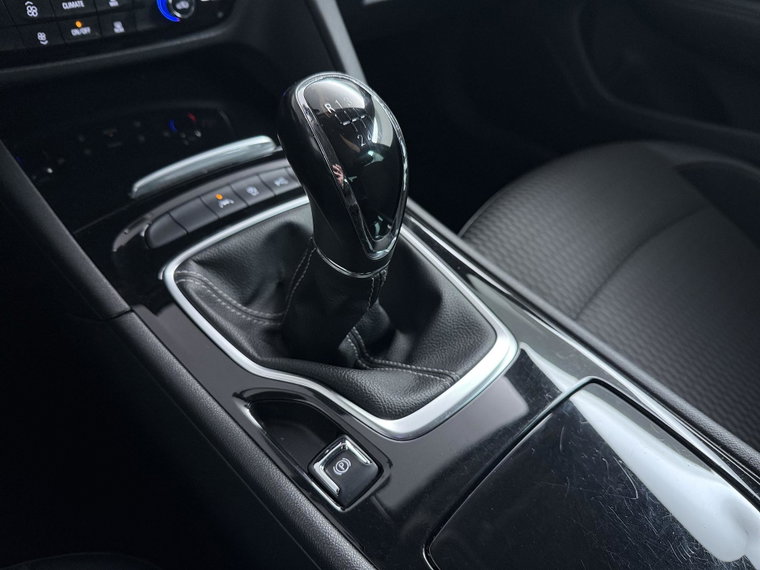 Vehicle Image 29