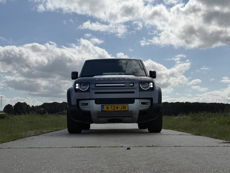 Vehicle Image 23