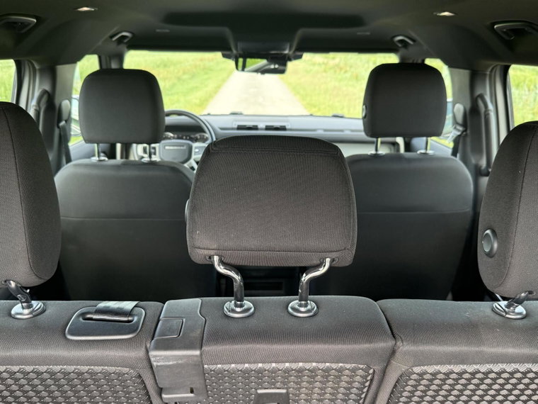 Vehicle Image 35