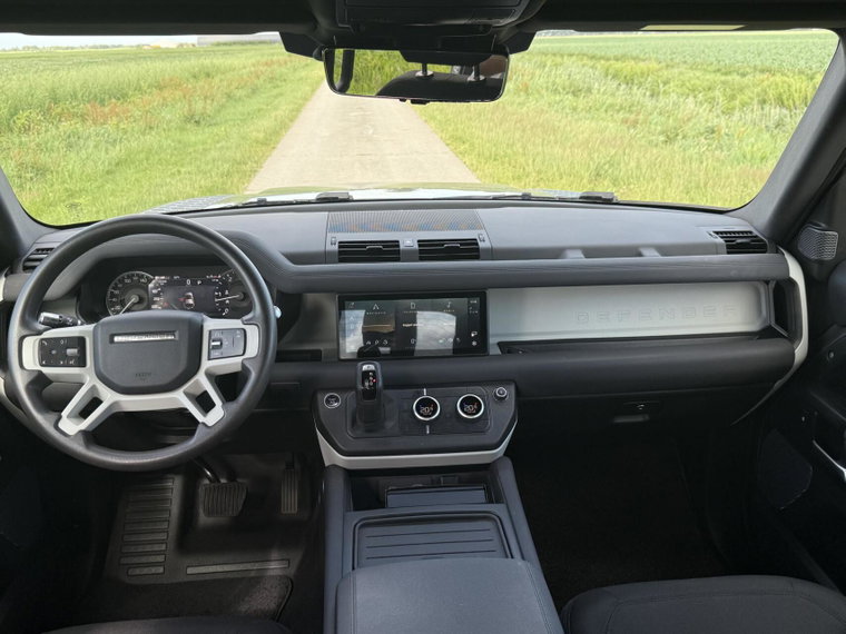 Vehicle Image 37