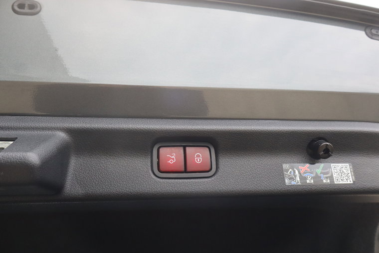 Vehicle Image 29