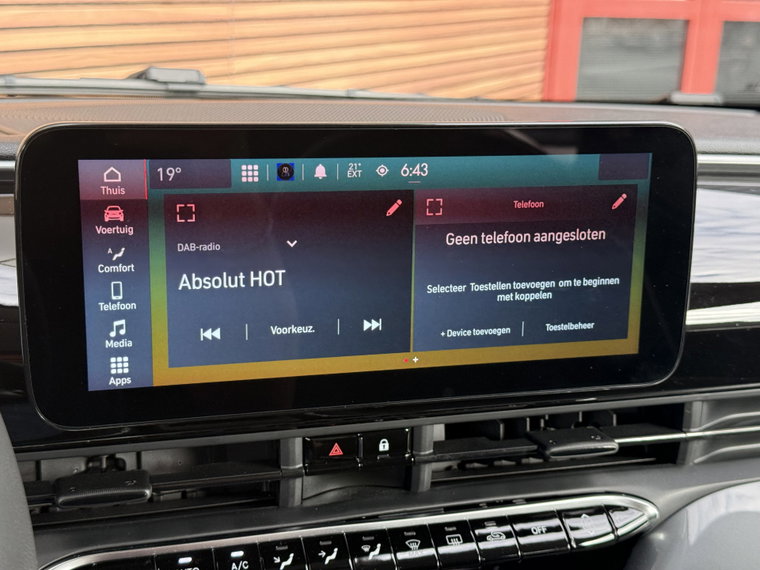 Vehicle Image 31