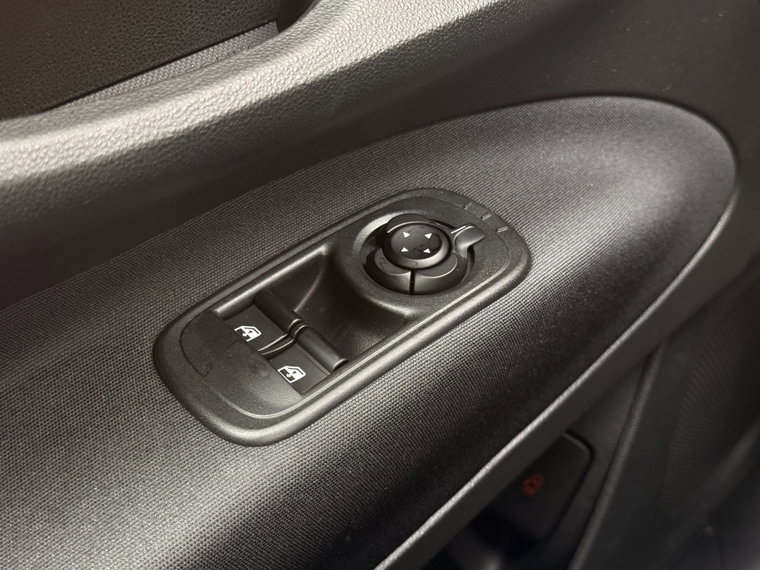Vehicle Image 37