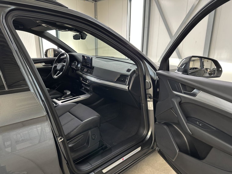 Vehicle Image 39
