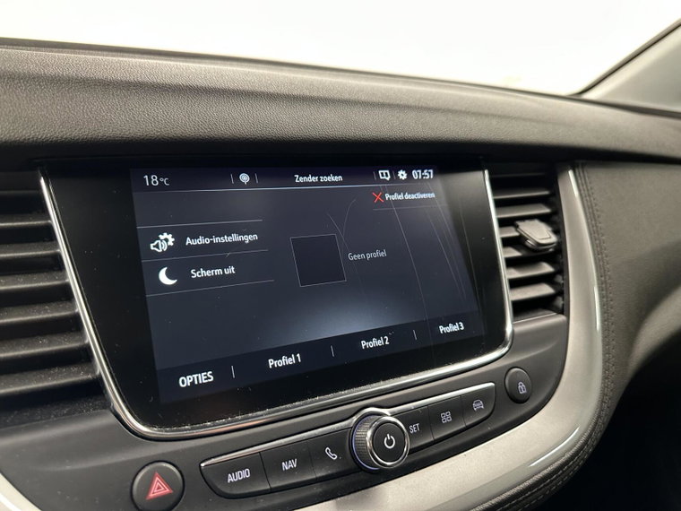 Vehicle Image 35