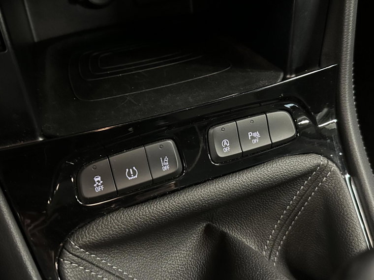 Vehicle Image 46