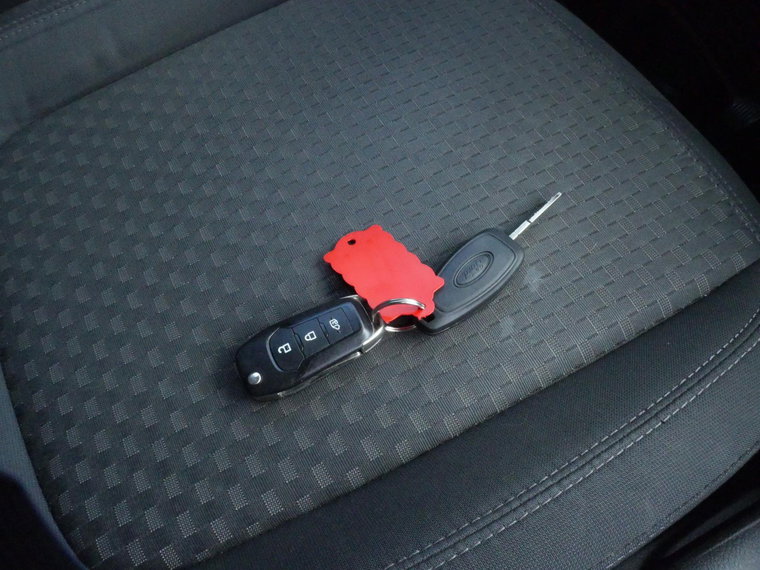 Vehicle Image 17