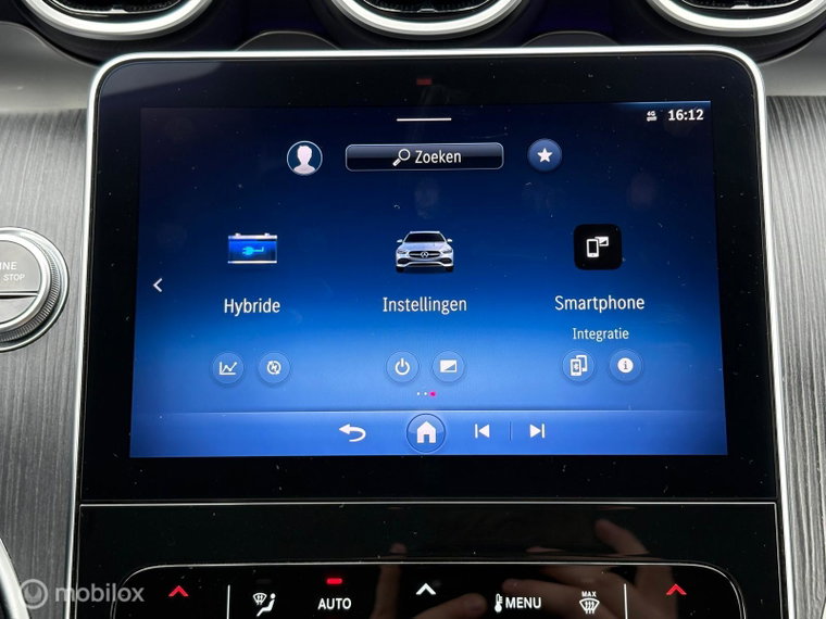 Vehicle Image 24