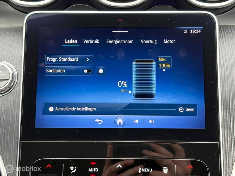 Vehicle Image 35
