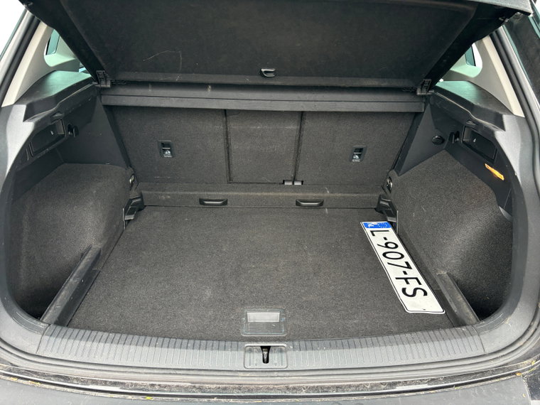 Vehicle Image 24