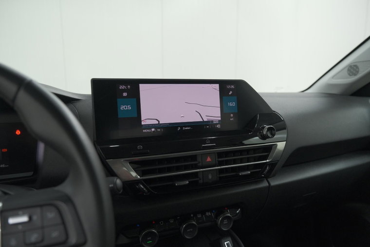 Vehicle Image 28