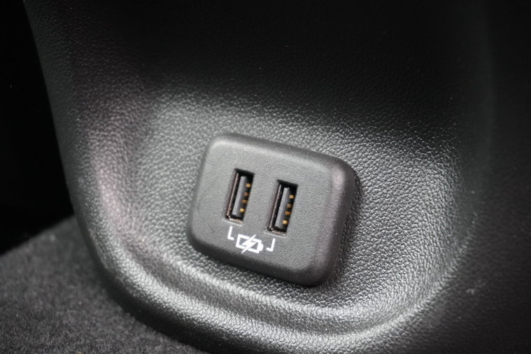 Vehicle Image 42