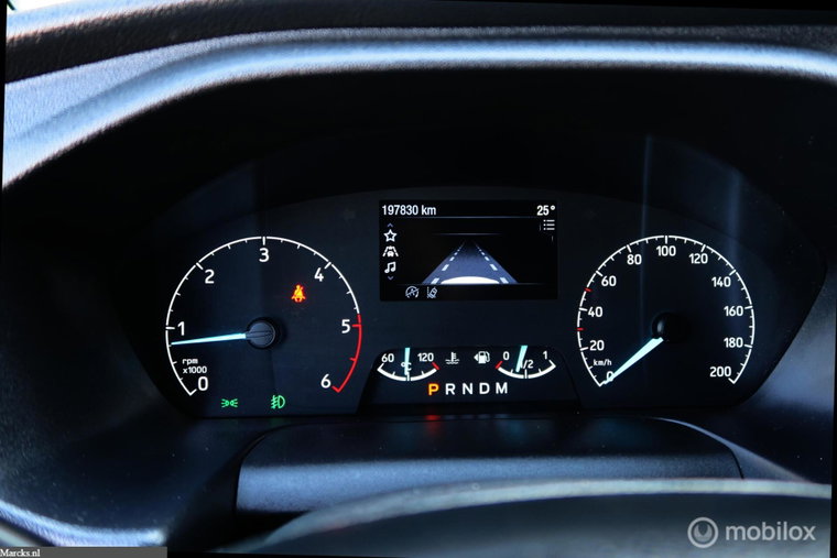 Vehicle Image 21
