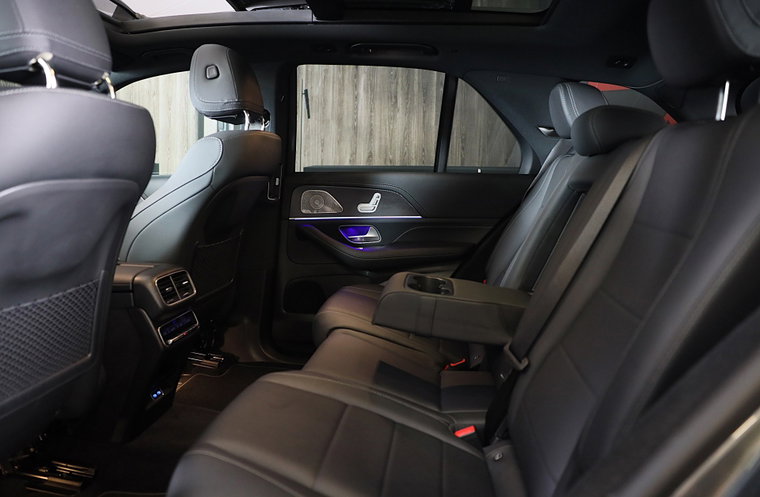 Vehicle Image 30