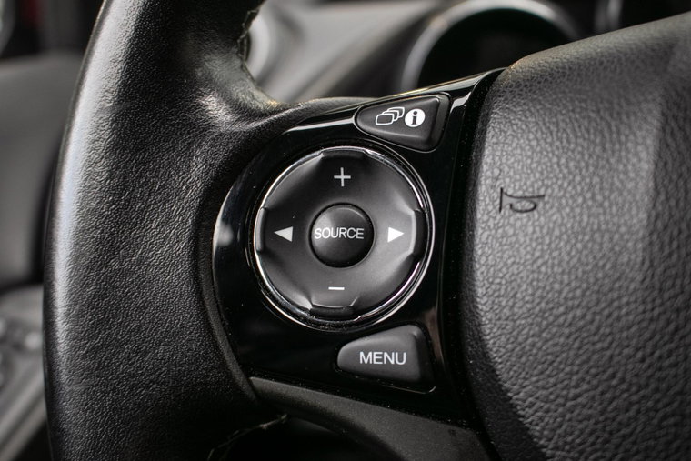 Vehicle Image 36