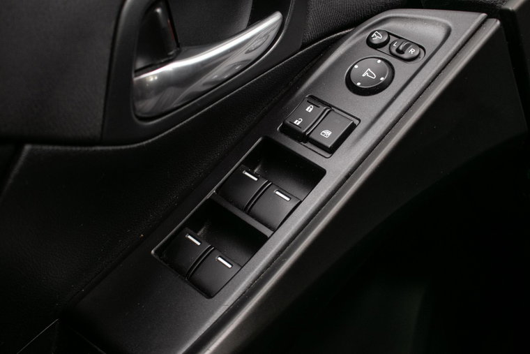 Vehicle Image 37