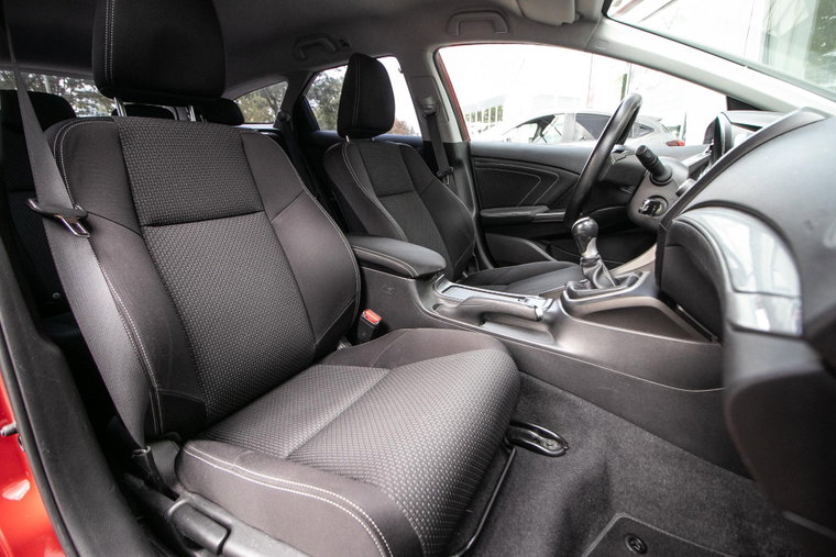 Vehicle Image 6