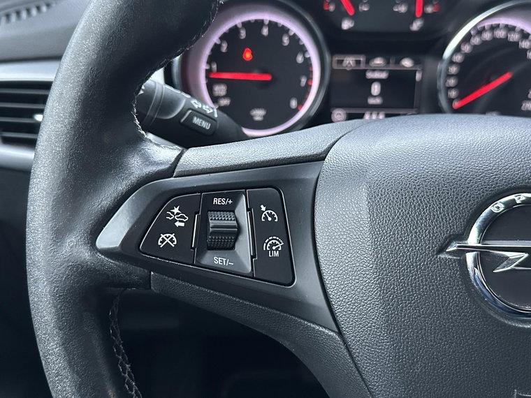Vehicle Image 24
