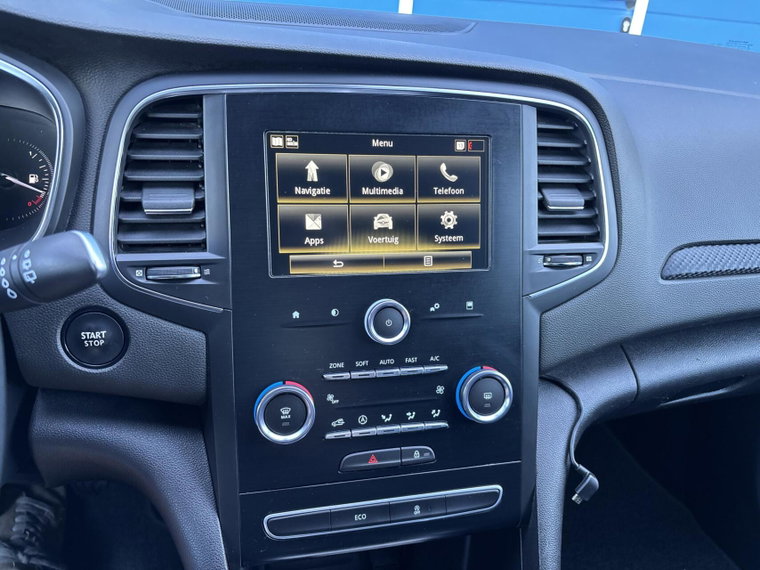 Vehicle Image 17