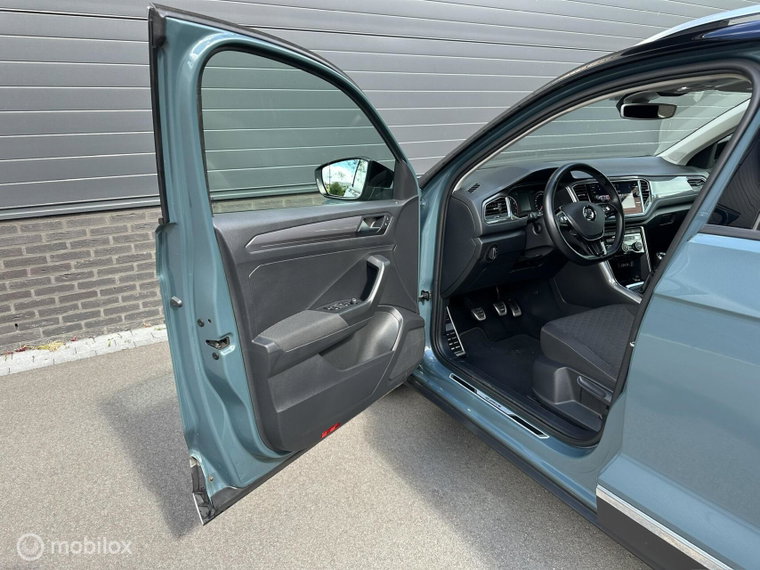 Vehicle Image 29