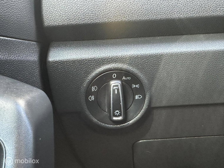 Vehicle Image 38