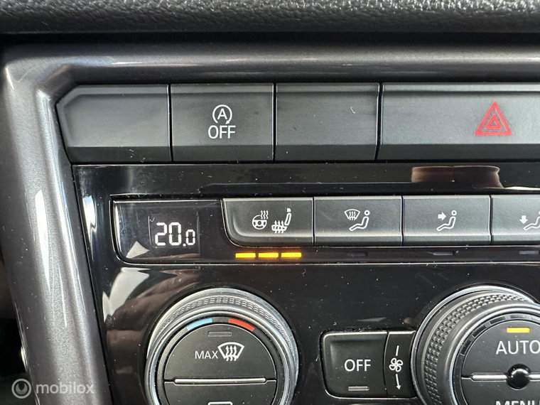 Vehicle Image 52