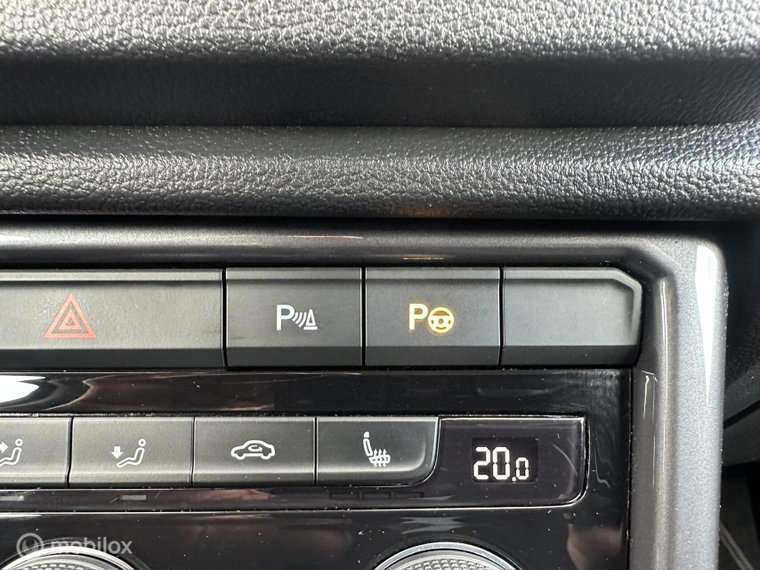 Vehicle Image 53