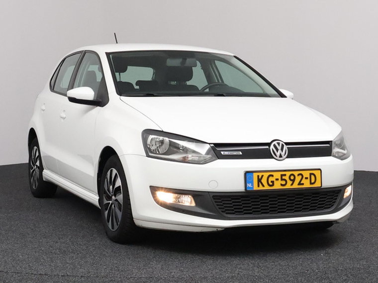 Vehicle Image 32
