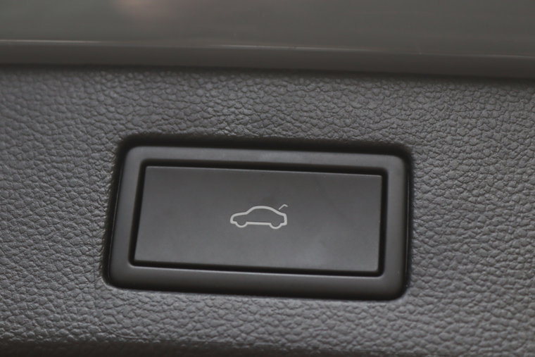 Vehicle Image 41